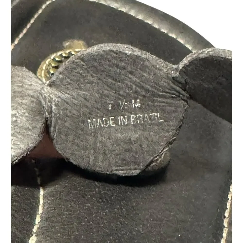 Donald J Pliner 7 1/2 M Sandals Black Leather Brass Medallions Flip Flops Thong